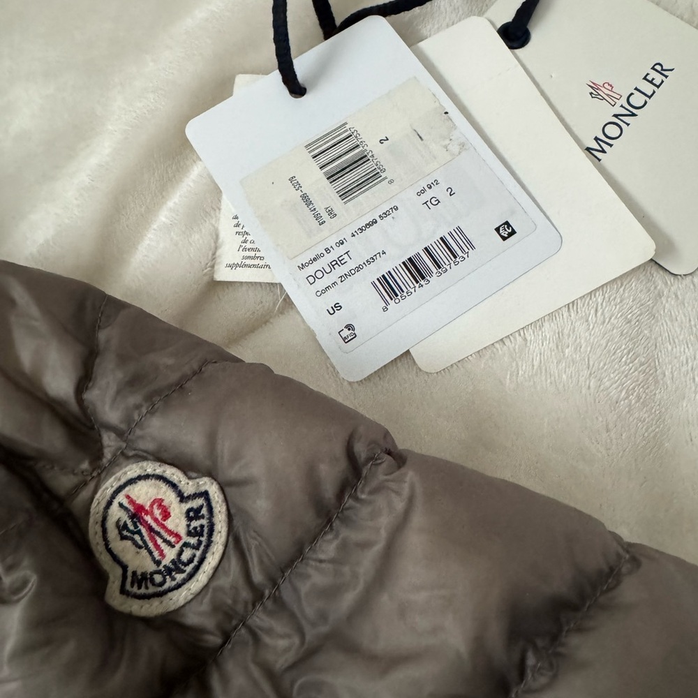 Moncler Douret Short Down Jacket - image 2